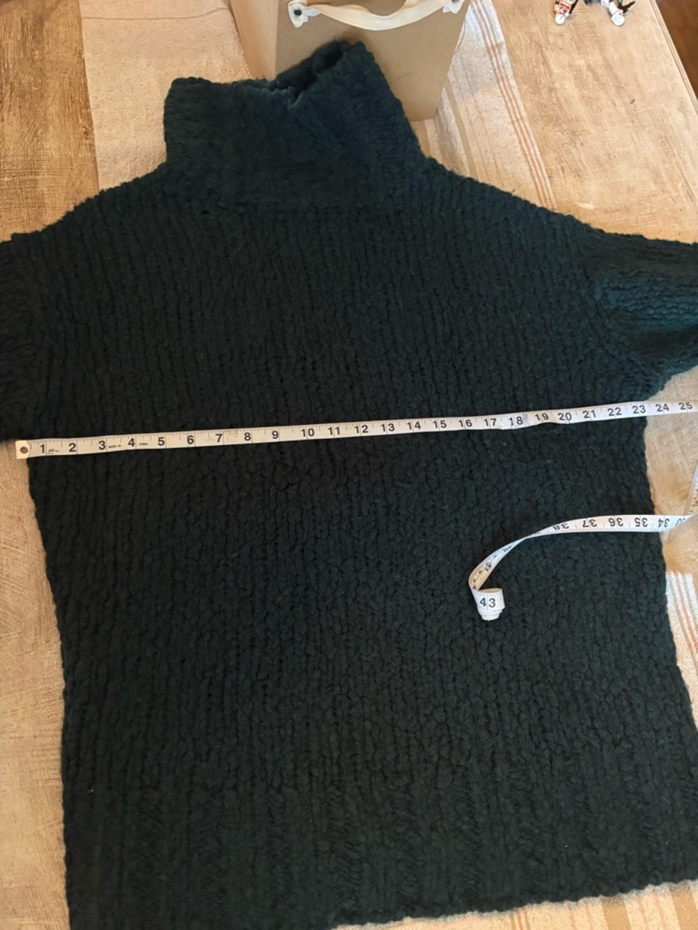 J. Crew Oversized Turtleneck Sweater Textured Yarn Alpaca Wool Pine Green
S/M - Picture 12 of 12